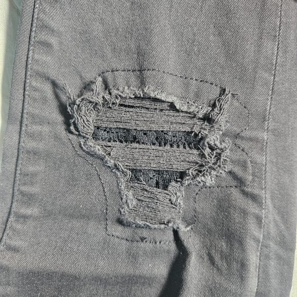 AMERICAN EAGLE Black Hi-Rise Jegging Lace Patched Distressed Size 0 NWT AE - Picture 8 of 13